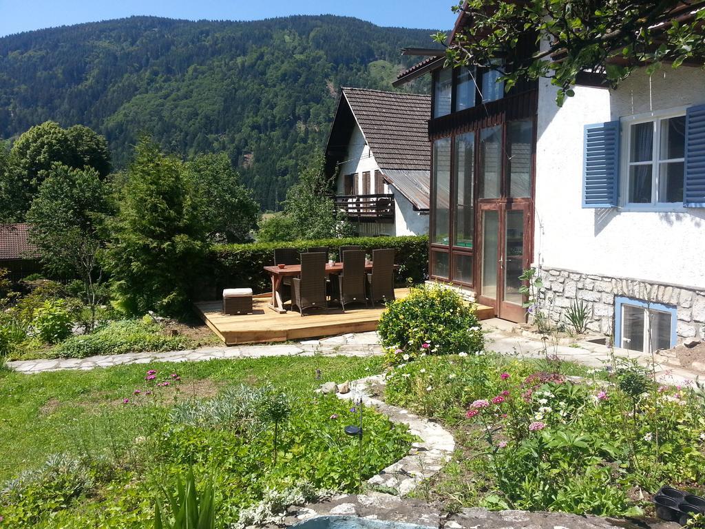 Pension Rosenheim Treffen Ngoại thất bức ảnh